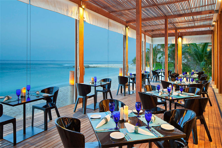 康杜玛 - 厨房餐厅图片1 - Holiday Inn Resort Kandooma Maldives  The Kitchen Photo 1
