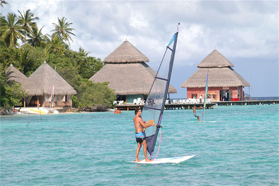 绚丽 - 水上运动图片3 - Adaaran Club Rannalhi    Water Sports Photo 3