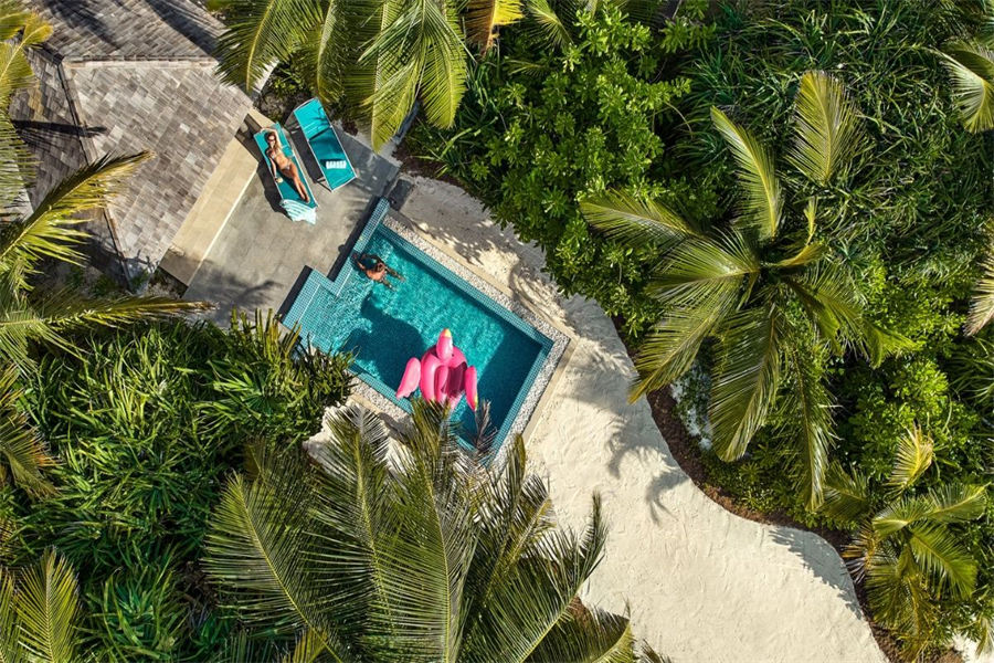 坎迪玛 - 带按摩池的沙滩泳池别墅(日落) 图片1 - Kandima Maldives Sunset Beach Pool Villa With Swirl Pool Photo 1