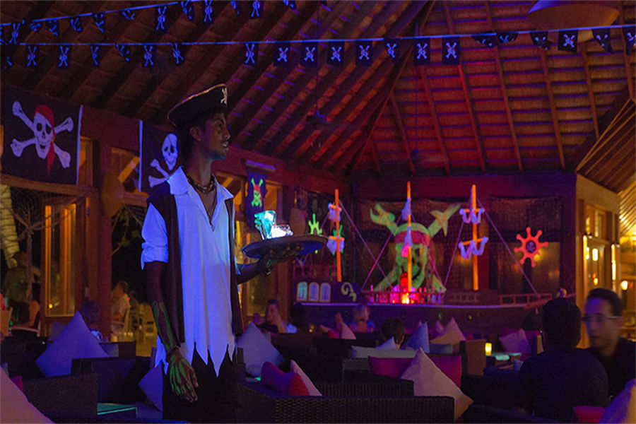 维拉蔓豪 - 海滨酒吧图片2 - Vilamendhoo Island Resort  Bonthi Bar Photo 2