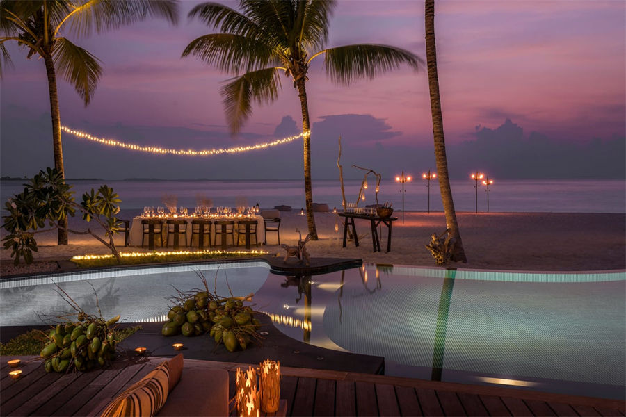 四季沃亚瓦私人岛 - 沃亚瓦美食与派对图片1 - Four Seasons Private Island Maldives At Voavah Voavah Dining Photo 1