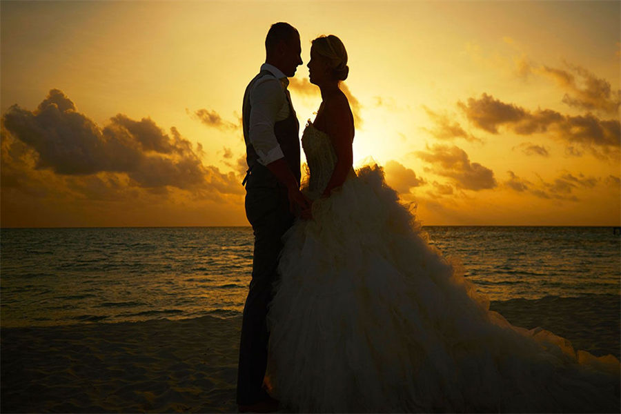 芙拉瓦丽 - 婚礼和摄影图片1 - Hurawalhi Maldives Wedding & Photography Photo 1