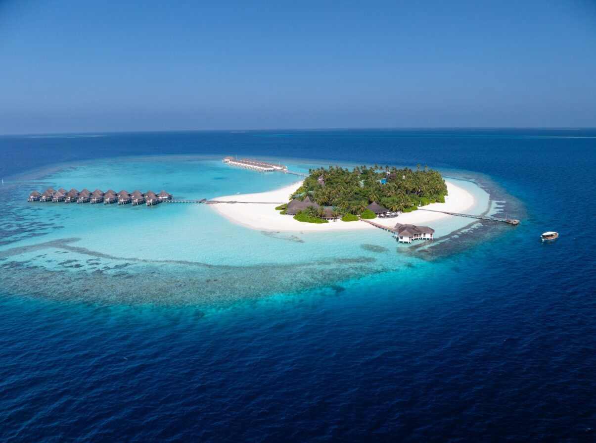 安嘎嘎岛马尔代夫度假村全景 - Angaga Island Resort Maldives Resort