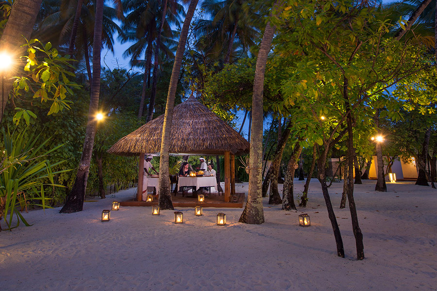 钻石泰达芙士 - Farivalhu 餐厅图片2 - Diamonds Thudufushi Beach&Water Villas Farivalhu Maldivian Photo 2