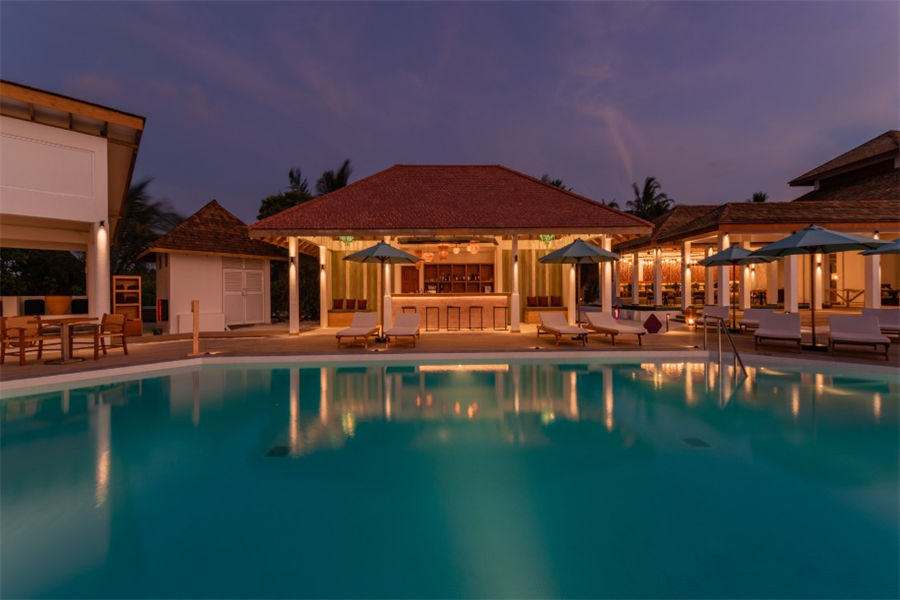 希娜蒙哈库拉 - 维乌酒吧休息室图片1 - Cinnamon Hakuraa Huraa Maldives Vevu Bar and Lounge Photo 1