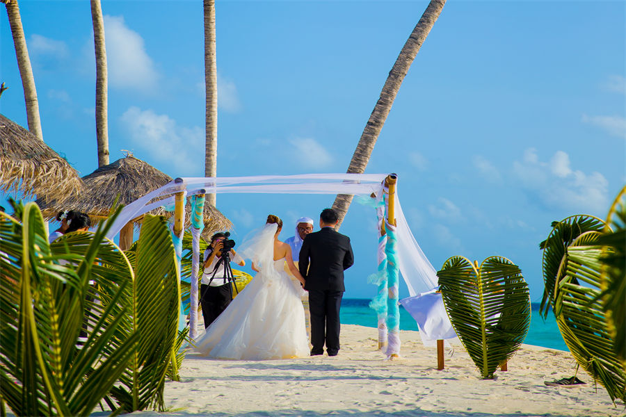 芙拉薇莉 - 婚礼和蜜月图片1 - Furaveri lsland Resort & Spa Weddings & Honeymoons Photo 1