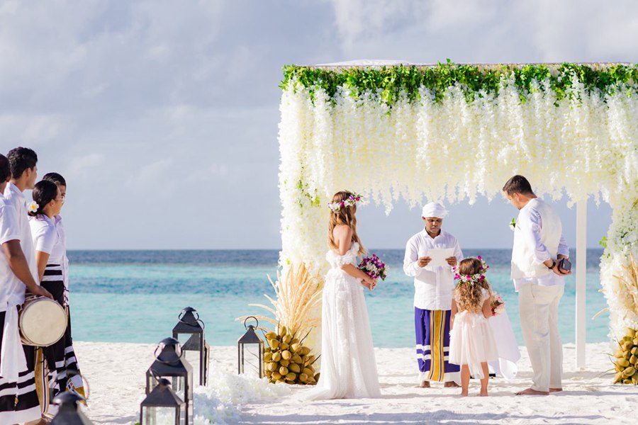 奥瑞格马富士瓦鲁活动项目 - 婚礼 - Outrigger Maldives Maafushivaru Resort Activities