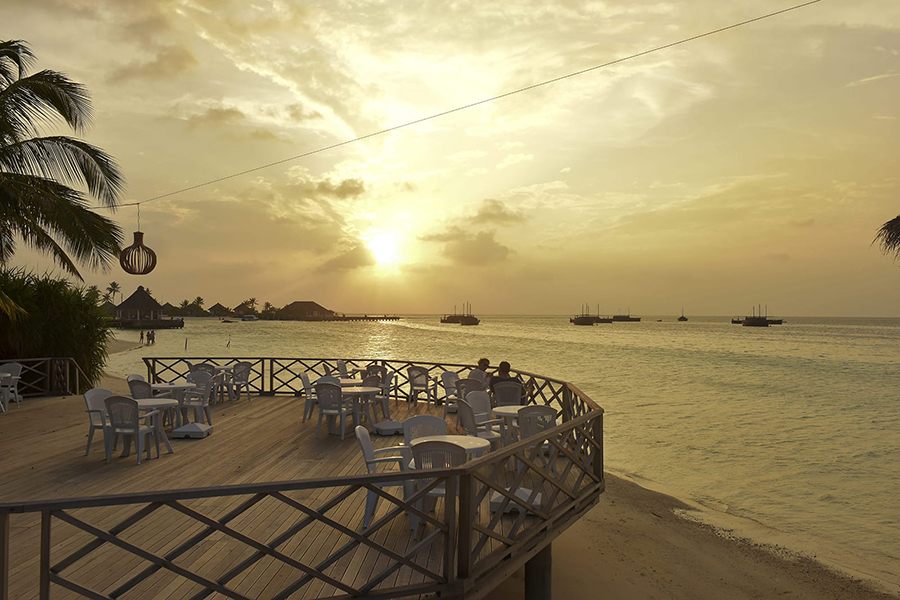 萨芙莉 - Sun Down 酒吧图片1 - Safari island Sun Down Bar Photo 1