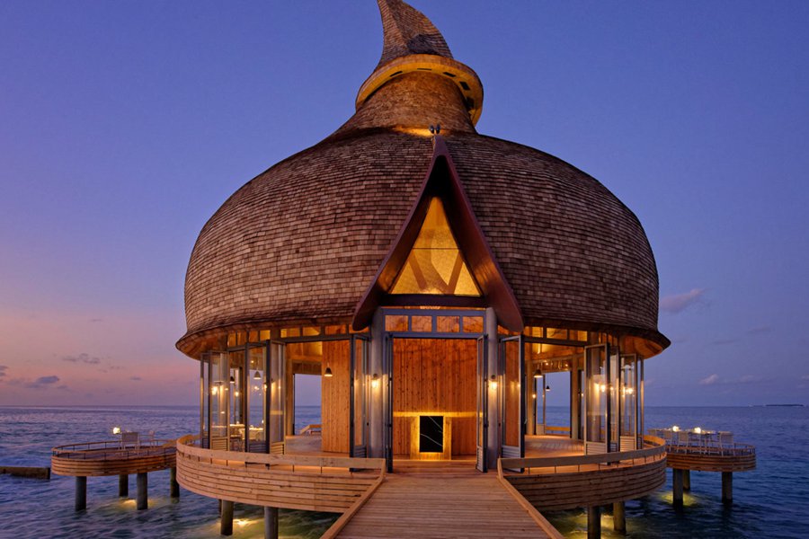 奥瑞格马富士瓦鲁 - 招牌水上餐厅图片2 - Outrigger Maldives Maafushivaru Resort Moodhu Grill Photo 2