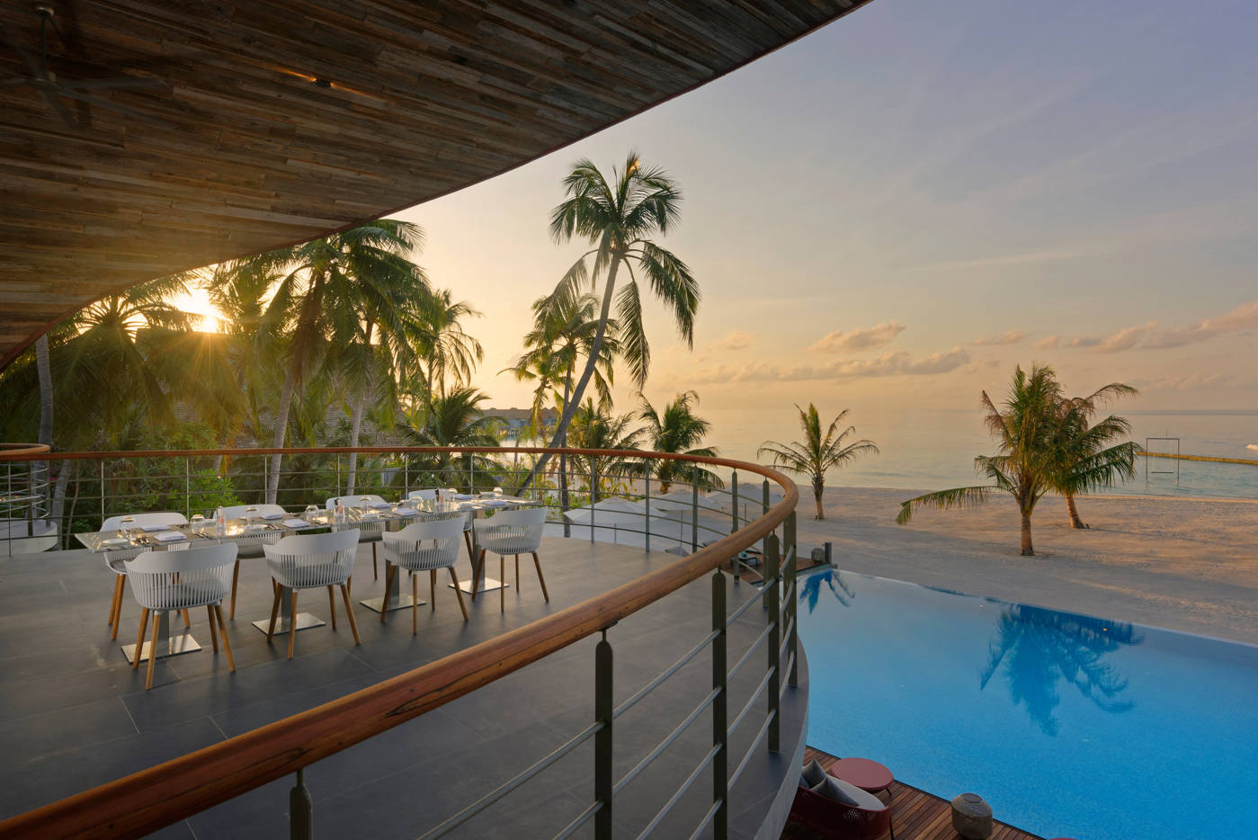 奥瑞格马富士瓦鲁 - 西餐厅图片2 - Outrigger Maldives Maafushivaru Resort Art-I-San Photo 2