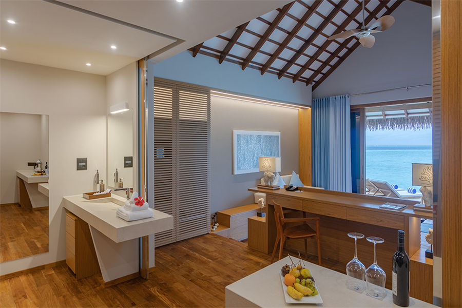 希娜蒙薇丽富士 - 日落水上别墅图片3 - Cinnamon Velifushi Maldives Sunset Water Bungalow with Jacuzzi Photo 3