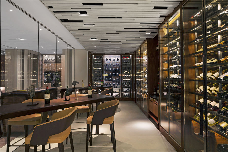 白马庄园 - 红酒馆&雪茄酒廊图片1 - Cheval Blanc Randheli Wine Museum & Cigar Lounge Photo 1