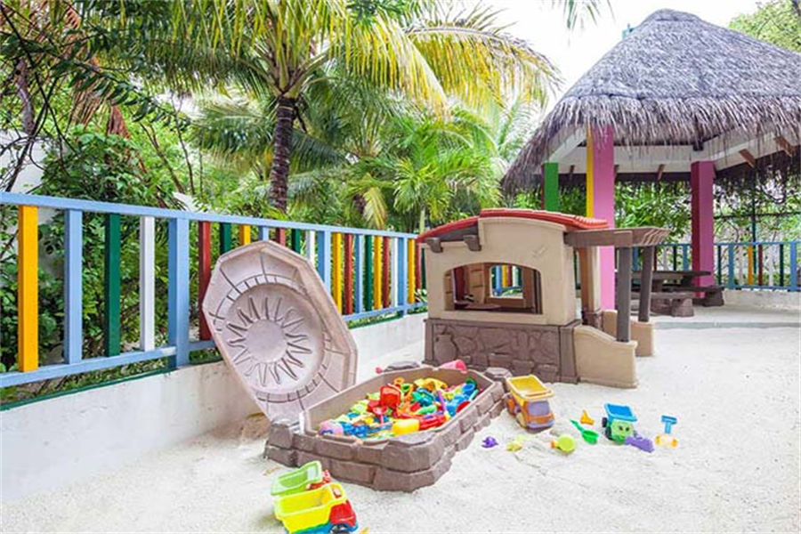 中央格兰德 - 儿童乐园图片4 - Machchafushi Resort&Spa Maldives Kids Club Photo 4