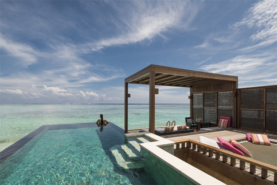 四季库达呼拉 - 水上泳池别墅(日出/日落)图片1 - Four Seasons Resort Maldives at Kuda Hura Sunrise/Sunset Water Villa With Pool Photo 1