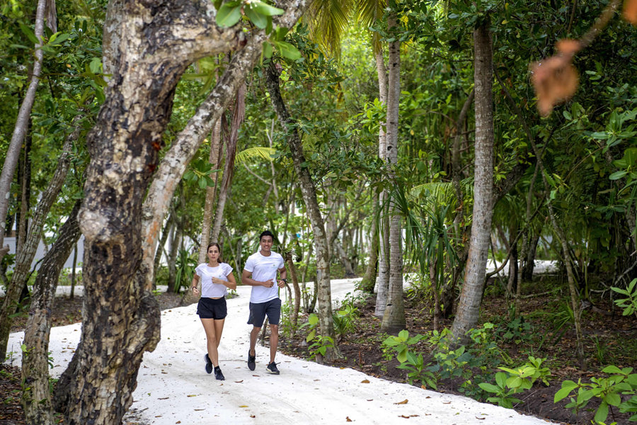 翡翠法斯曼度 - 健身房和体育中心图片3 - Emerald Maldives Resort & Spa  Gym & Sports Center Photo 3