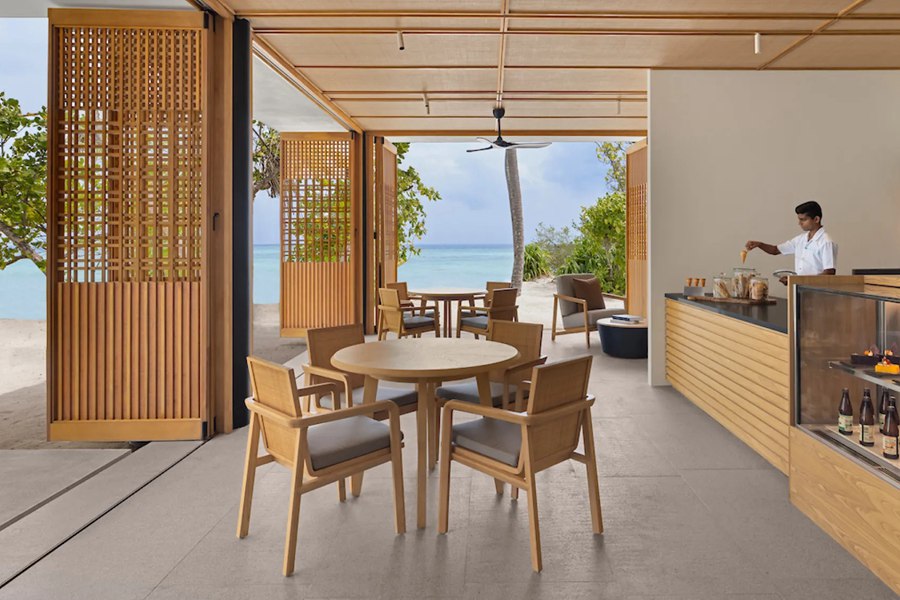 阿丽拉餐厅 - 海滨咖啡馆 - Alila Kothaifaru Maldives Restaurant