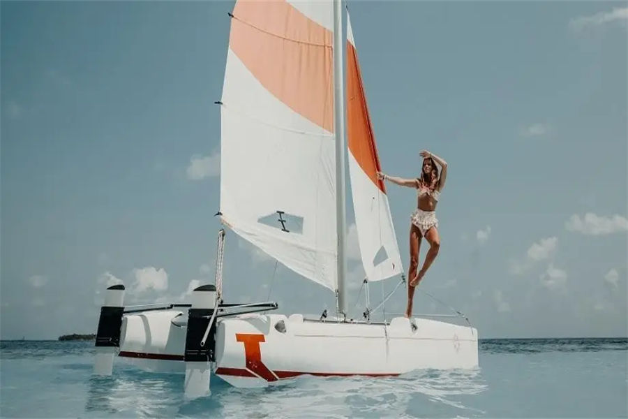 瓦宾法鲁 - 水上运动图片3 - Banyan Tree Vabbinfaru Water Sport Photo 3