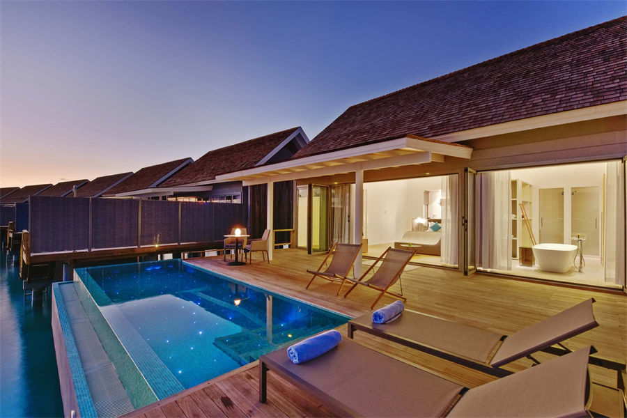 库拉玛蒂 - 桑迪水上泳池别墅图片1 - Kuramathi Resort Maldives Thundi Water Villa with Pool Photo 1