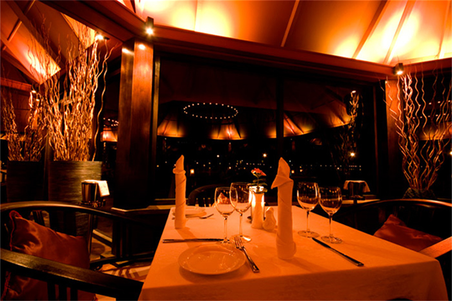 白金岛  - 日落餐厅图片1 - Adaraan Hudhuranfushi Sunset Restaurant Photo 1