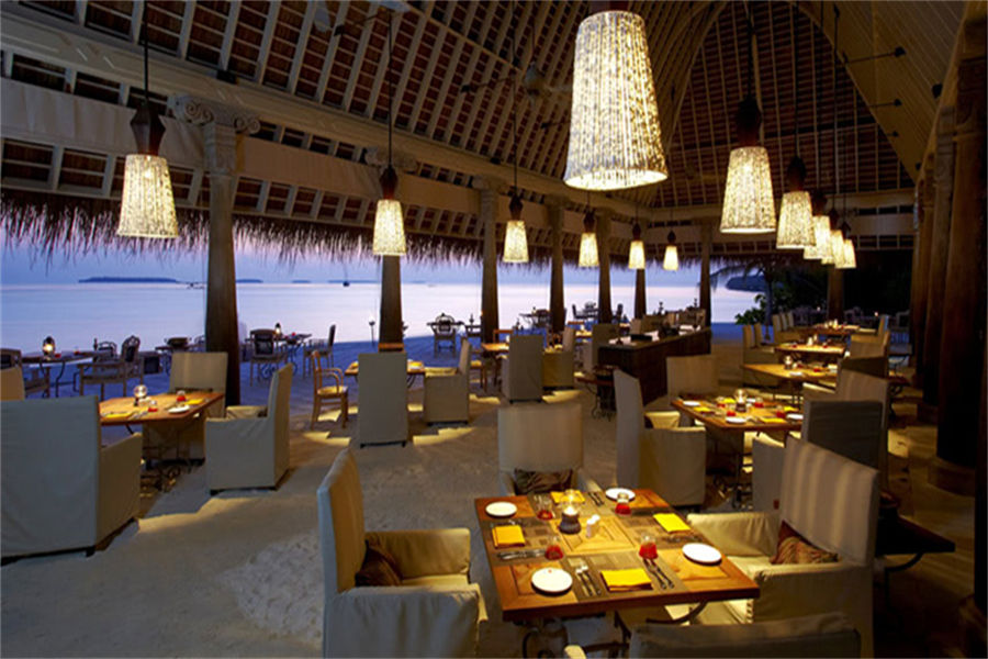 安纳塔拉吉哈瓦岛 - 露天餐厅图片2 - Anantara Kihavah Villas Plates Photo 2