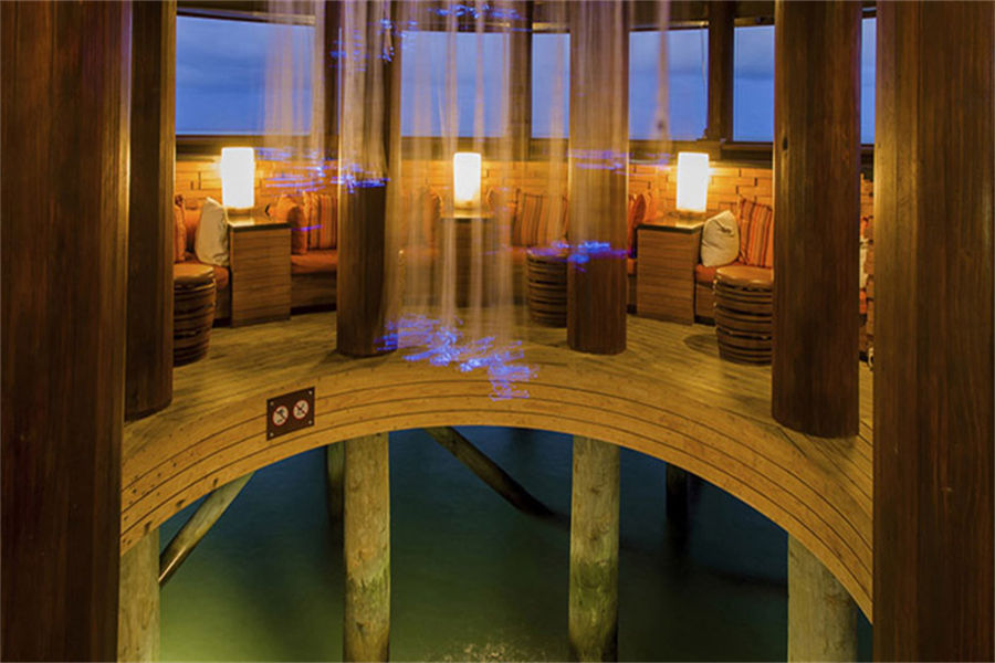 圣塔拉富士 - 海面酒吧图片4 - Centara Ras Fushi Resort & Spa Maldives Viu Bar Photo 4