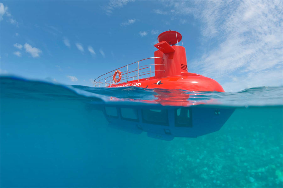 库拉玛蒂活动项目 - 远足潜水艇 - Kuramathi Resort Maldives Activities