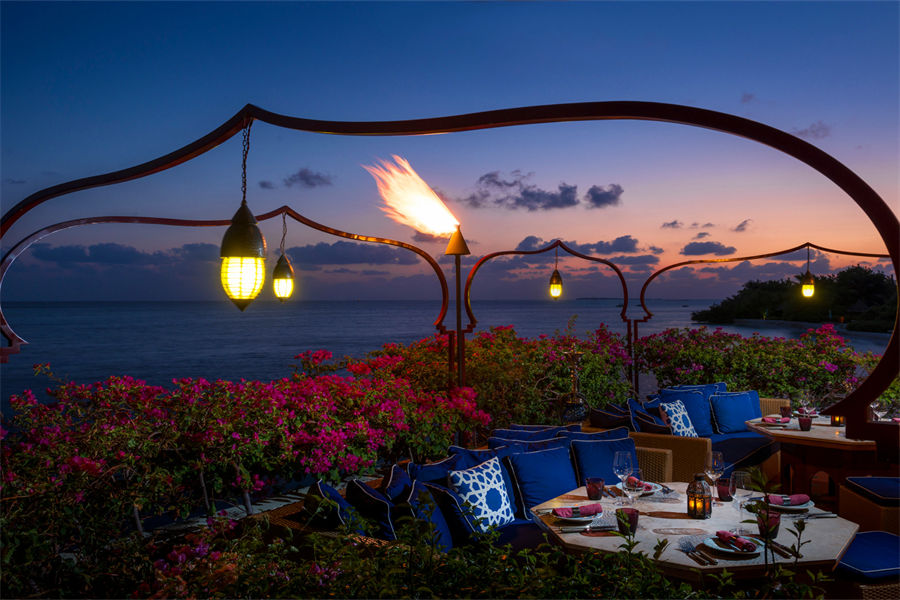 四季兰达吉拉瓦鲁 - 阿拉伯餐厅图片3 - Four Seasons Landaa Giraavaru Al Barakat Photo 3