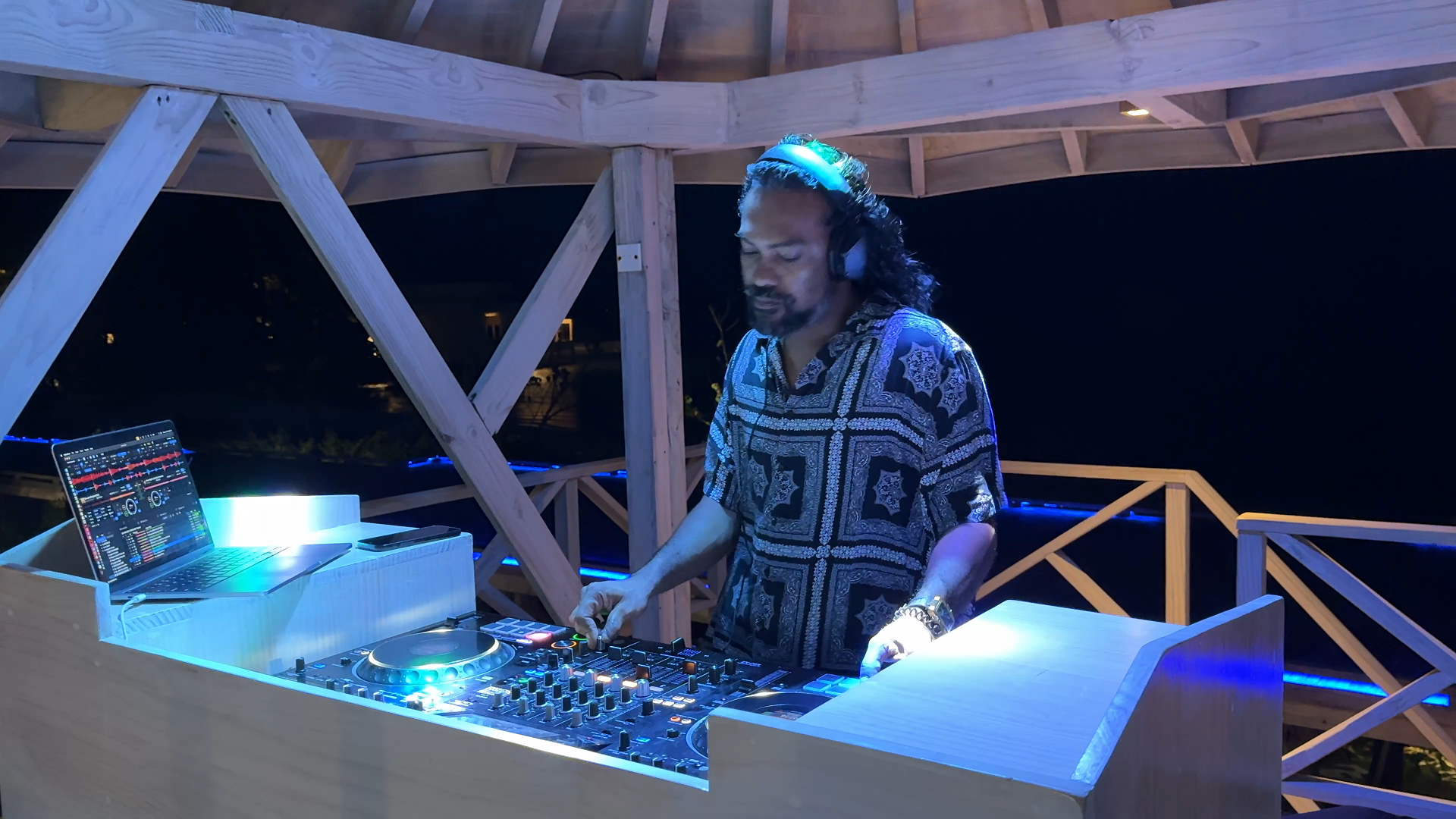 奥臻籁馥玛度 - 夜间活动图片1 - Ozen LIFE Maadhoo Nocturnal activities Photo 1