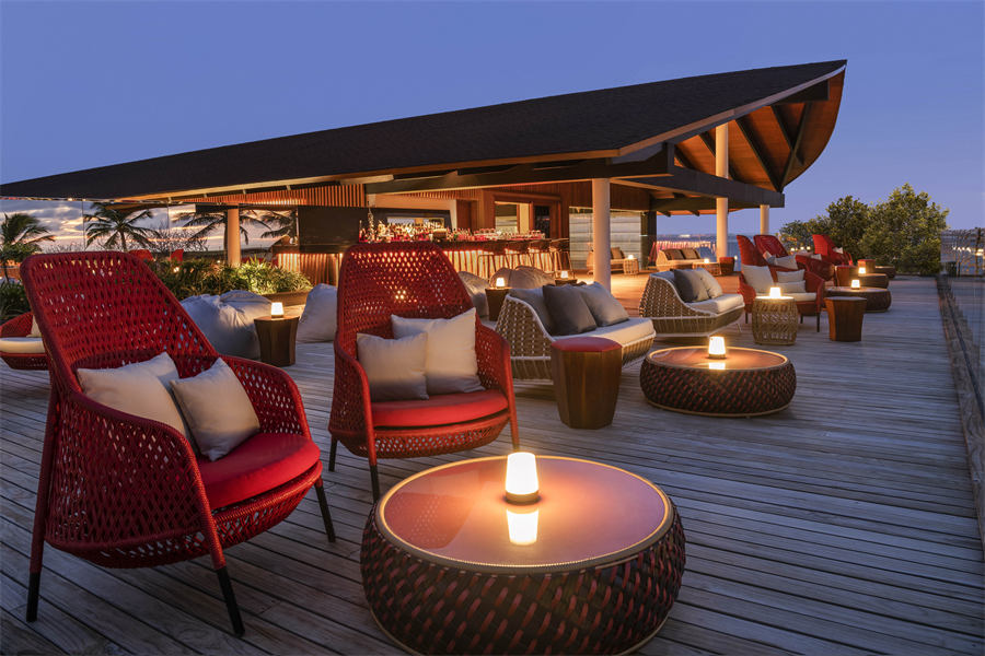 威斯汀 - 落日酒吧图片2 - The Westin Maldives Miriandhoo Resort Sunset Bar Photo 2