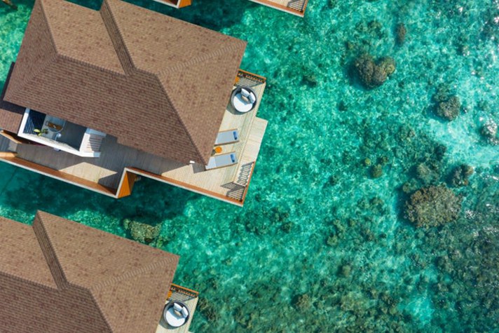 安纳塔拉安凡尼 - 日落水上别墅图片3 - Avani+ Fares Maldives  Sunset Over Water Villa Photo 3