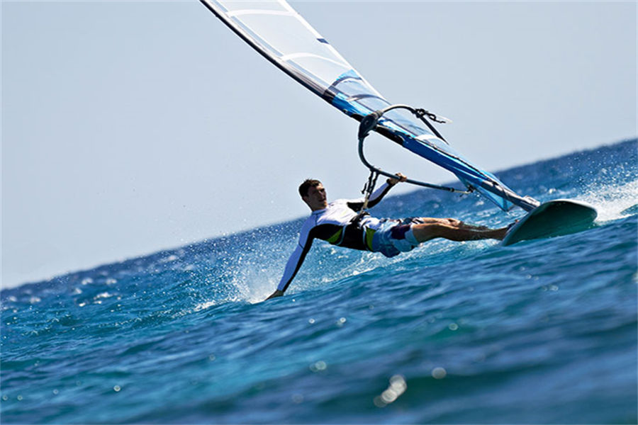 菲诺芙 - 水上运动图片1 - Seaside Finolhu Baa Atoll Water Sports Photo 1