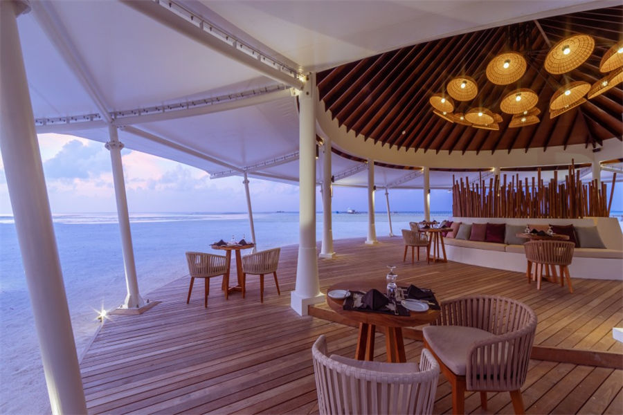 希娜蒙哈库拉 - 主餐厅图片1 - Cinnamon Hakuraa Huraa Maldives Malaafaiy Photo 1