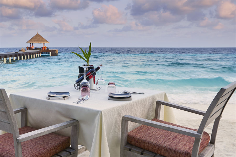 泰姬珊瑚 - 露天烧烤餐厅图片2 - Taj Coral Reef Resort & Spa Open the Grill Photo 2